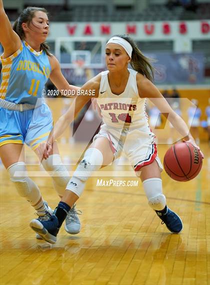 Thumbnail 1 in Jefferson County @ Dobyns-Bennett photogallery.
