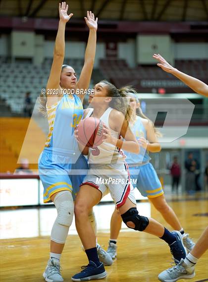 Thumbnail 2 in Jefferson County @ Dobyns-Bennett photogallery.