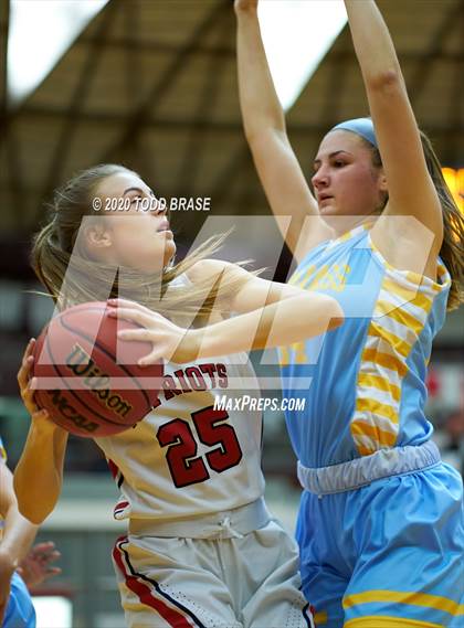 Thumbnail 1 in Jefferson County @ Dobyns-Bennett photogallery.
