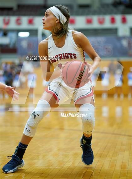 Thumbnail 3 in Jefferson County @ Dobyns-Bennett photogallery.