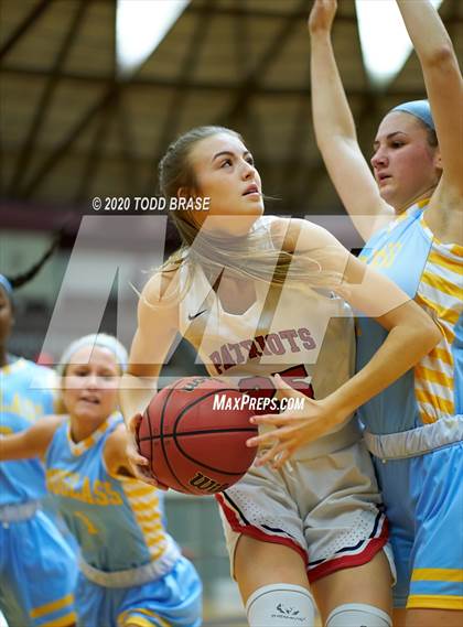Thumbnail 2 in Jefferson County @ Dobyns-Bennett photogallery.