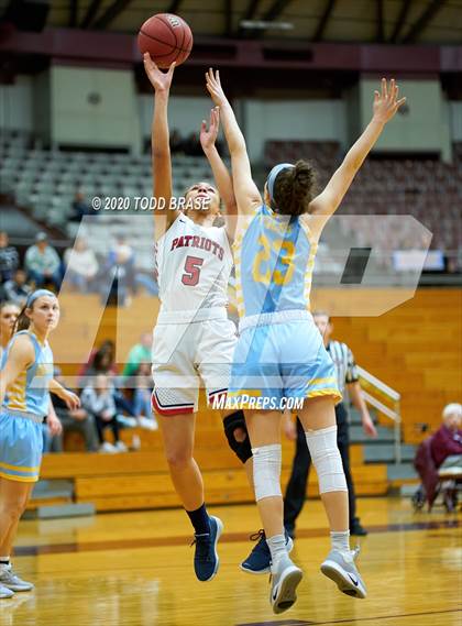 Thumbnail 2 in Jefferson County @ Dobyns-Bennett photogallery.