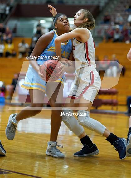 Thumbnail 1 in Jefferson County @ Dobyns-Bennett photogallery.