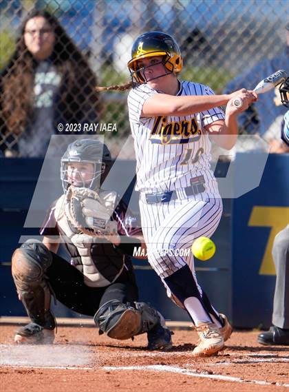 Thumbnail 3 in Woodcreek @ Inderkum photogallery.