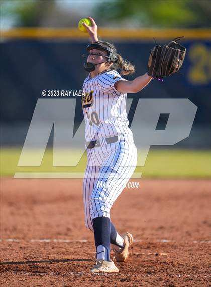 Thumbnail 3 in Woodcreek @ Inderkum photogallery.