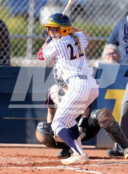 Thumbnail 1 in Woodcreek @ Inderkum photogallery.