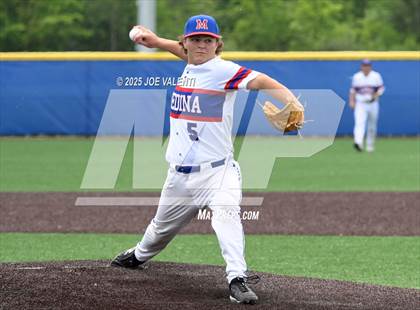 Thumbnail 1 in Oneonta vs. Medina photogallery.
