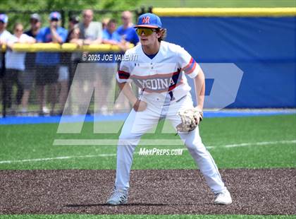 Thumbnail 2 in Oneonta vs. Medina photogallery.