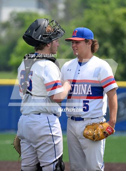 Thumbnail 2 in Oneonta vs. Medina photogallery.
