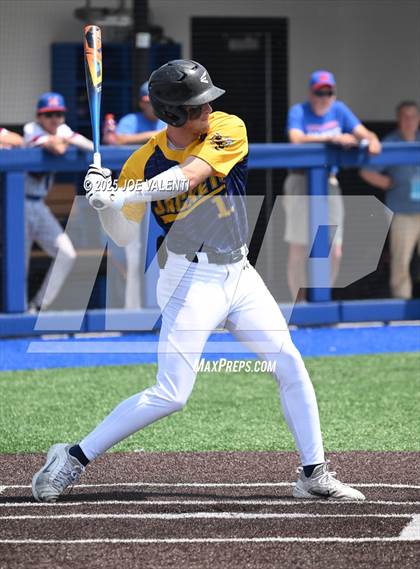 Thumbnail 2 in Oneonta vs. Medina photogallery.