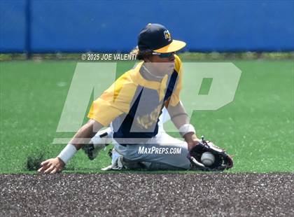 Thumbnail 2 in Oneonta vs. Medina photogallery.