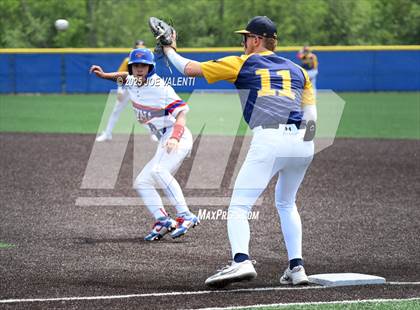 Thumbnail 2 in Oneonta vs. Medina photogallery.