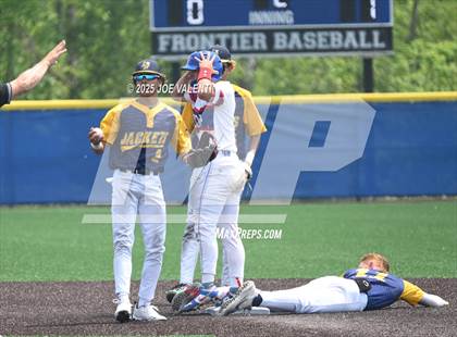 Thumbnail 3 in Oneonta vs. Medina photogallery.