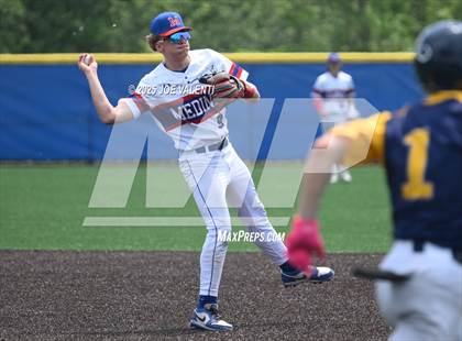Thumbnail 1 in Oneonta vs. Medina photogallery.