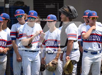Thumbnail 1 in Oneonta vs. Medina photogallery.