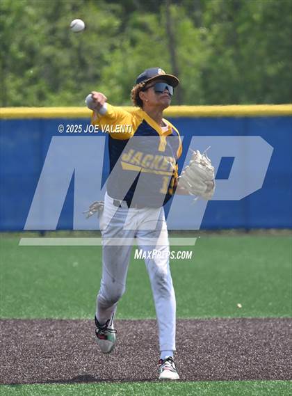 Thumbnail 3 in Oneonta vs. Medina photogallery.