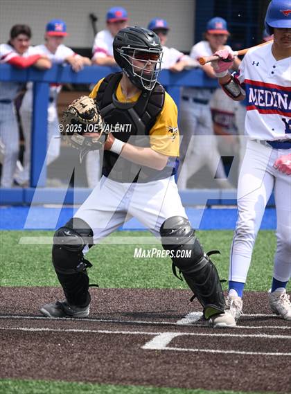 Thumbnail 2 in Oneonta vs. Medina photogallery.