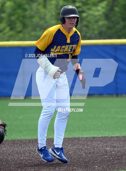 Thumbnail 2 in Oneonta vs. Medina photogallery.