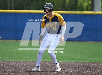 Thumbnail 3 in Oneonta vs. Medina photogallery.
