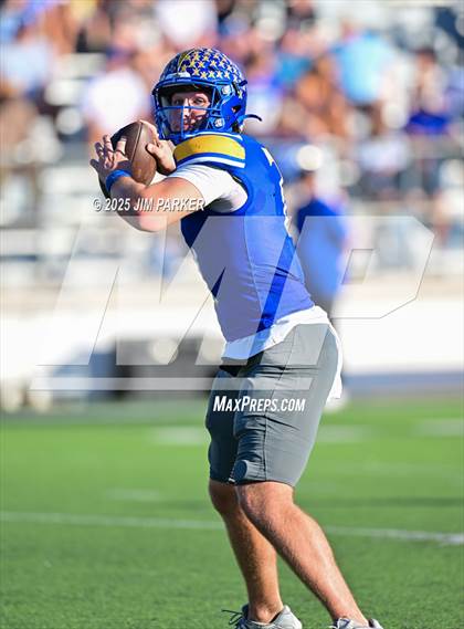 Thumbnail 3 in Friendswood @ Anderson (UIL 5A D1 Football Bi District) photogallery.