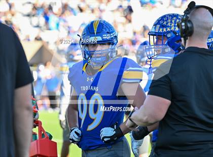 Thumbnail 2 in Friendswood @ Anderson (UIL 5A D1 Football Bi District) photogallery.