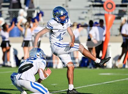 Thumbnail 2 in Friendswood @ Anderson (UIL 5A D1 Football Bi District) photogallery.
