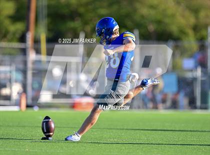 Thumbnail 3 in Friendswood @ Anderson (UIL 5A D1 Football Bi District) photogallery.