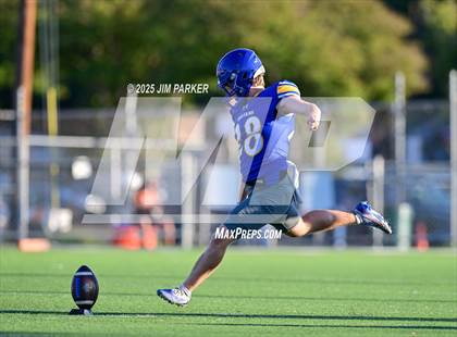 Thumbnail 3 in Friendswood @ Anderson (UIL 5A D1 Football Bi District) photogallery.