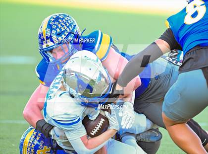 Thumbnail 2 in Friendswood @ Anderson (UIL 5A D1 Football Bi District) photogallery.