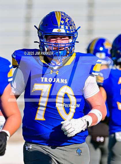 Thumbnail 2 in Friendswood @ Anderson (UIL 5A D1 Football Bi District) photogallery.