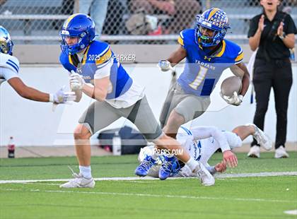 Thumbnail 2 in Friendswood @ Anderson (UIL 5A D1 Football Bi District) photogallery.