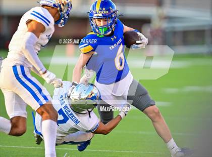 Thumbnail 2 in Friendswood @ Anderson (UIL 5A D1 Football Bi District) photogallery.