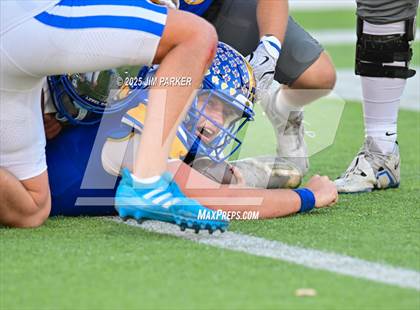 Thumbnail 1 in Friendswood @ Anderson (UIL 5A D1 Football Bi District) photogallery.