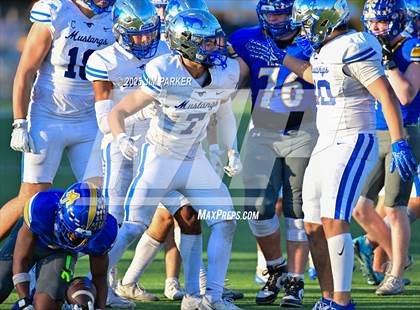 Thumbnail 2 in Friendswood @ Anderson (UIL 5A D1 Football Bi District) photogallery.