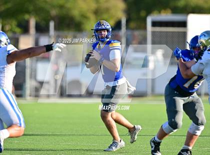 Thumbnail 2 in Friendswood @ Anderson (UIL 5A D1 Football Bi District) photogallery.