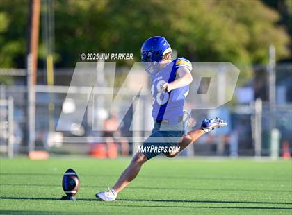 Thumbnail 1 in Friendswood @ Anderson (UIL 5A D1 Football Bi District) photogallery.