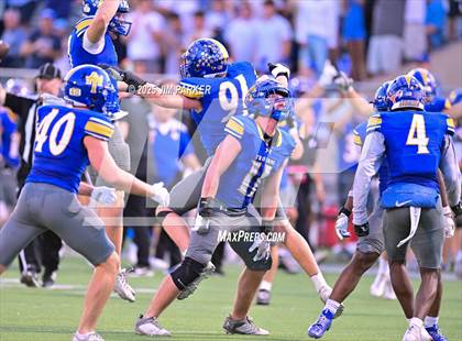 Thumbnail 2 in Friendswood @ Anderson (UIL 5A D1 Football Bi District) photogallery.