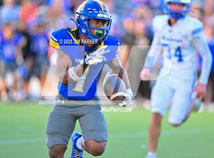 Thumbnail 3 in Friendswood @ Anderson (UIL 5A D1 Football Bi District) photogallery.