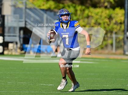 Thumbnail 3 in Friendswood @ Anderson (UIL 5A D1 Football Bi District) photogallery.