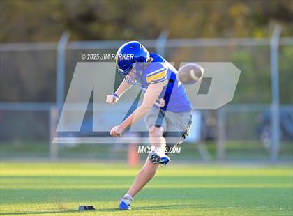 Thumbnail 1 in Friendswood @ Anderson (UIL 5A D1 Football Bi District) photogallery.