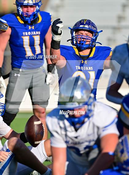 Thumbnail 3 in Friendswood @ Anderson (UIL 5A D1 Football Bi District) photogallery.