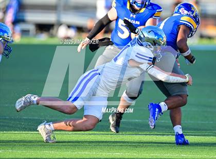 Thumbnail 3 in Friendswood @ Anderson (UIL 5A D1 Football Bi District) photogallery.