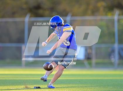 Thumbnail 3 in Friendswood @ Anderson (UIL 5A D1 Football Bi District) photogallery.