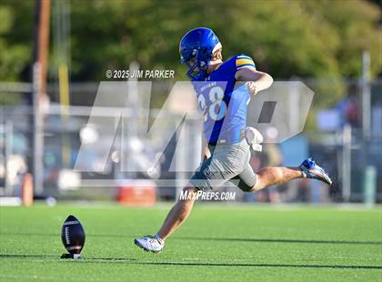 Thumbnail 2 in Friendswood @ Anderson (UIL 5A D1 Football Bi District) photogallery.