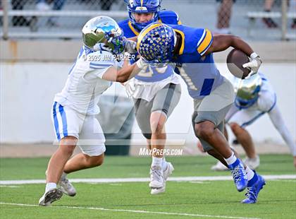 Thumbnail 1 in Friendswood @ Anderson (UIL 5A D1 Football Bi District) photogallery.