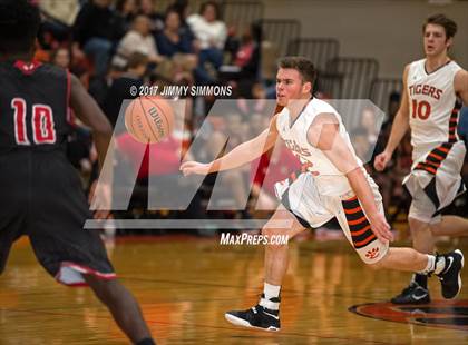Thumbnail 1 in Granite City @ Edwardsville photogallery.