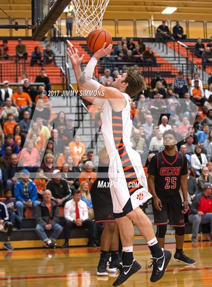 Thumbnail 2 in Granite City @ Edwardsville photogallery.