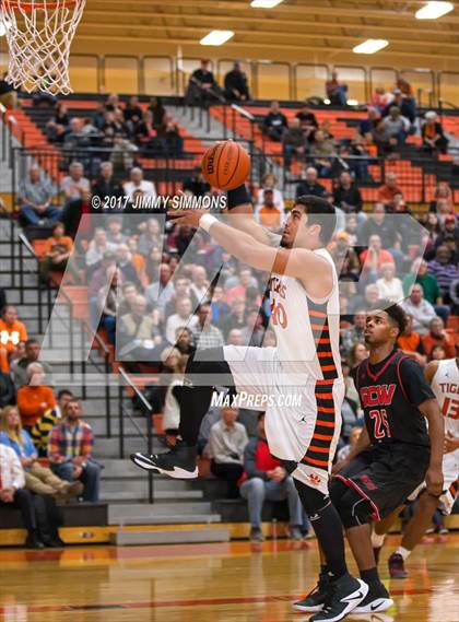 Thumbnail 2 in Granite City @ Edwardsville photogallery.