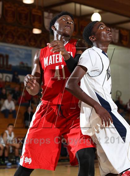 Thumbnail 2 in Mater Dei vs. Warren (Jim Harris Memorial) photogallery.