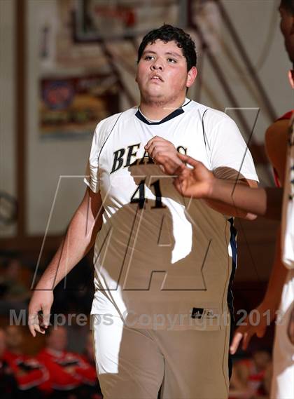 Thumbnail 2 in Mater Dei vs. Warren (Jim Harris Memorial) photogallery.